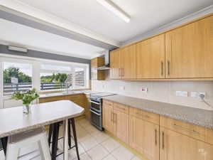 Photo 17- click for photo gallery